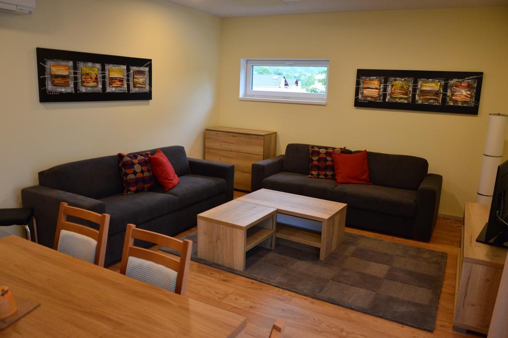 Apartmanovy Dom Krivan Besenova Luaran gambar