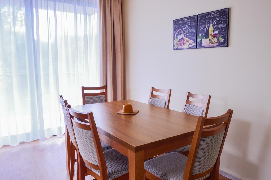 Apartmanovy Dom Krivan Besenova Luaran gambar