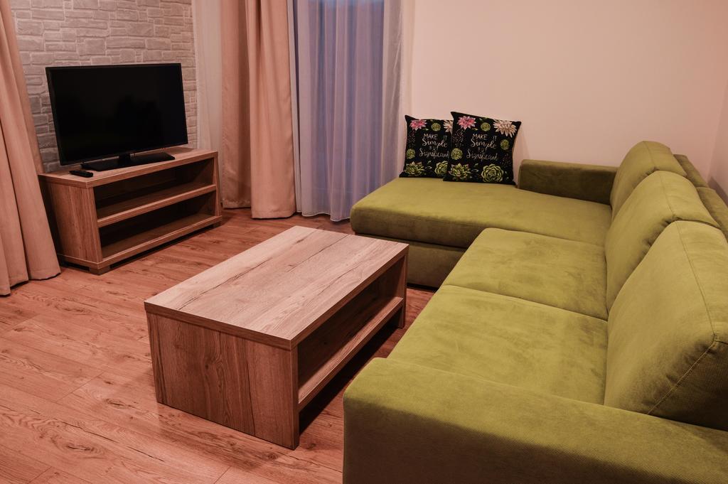 Apartmanovy Dom Krivan Besenova Luaran gambar
