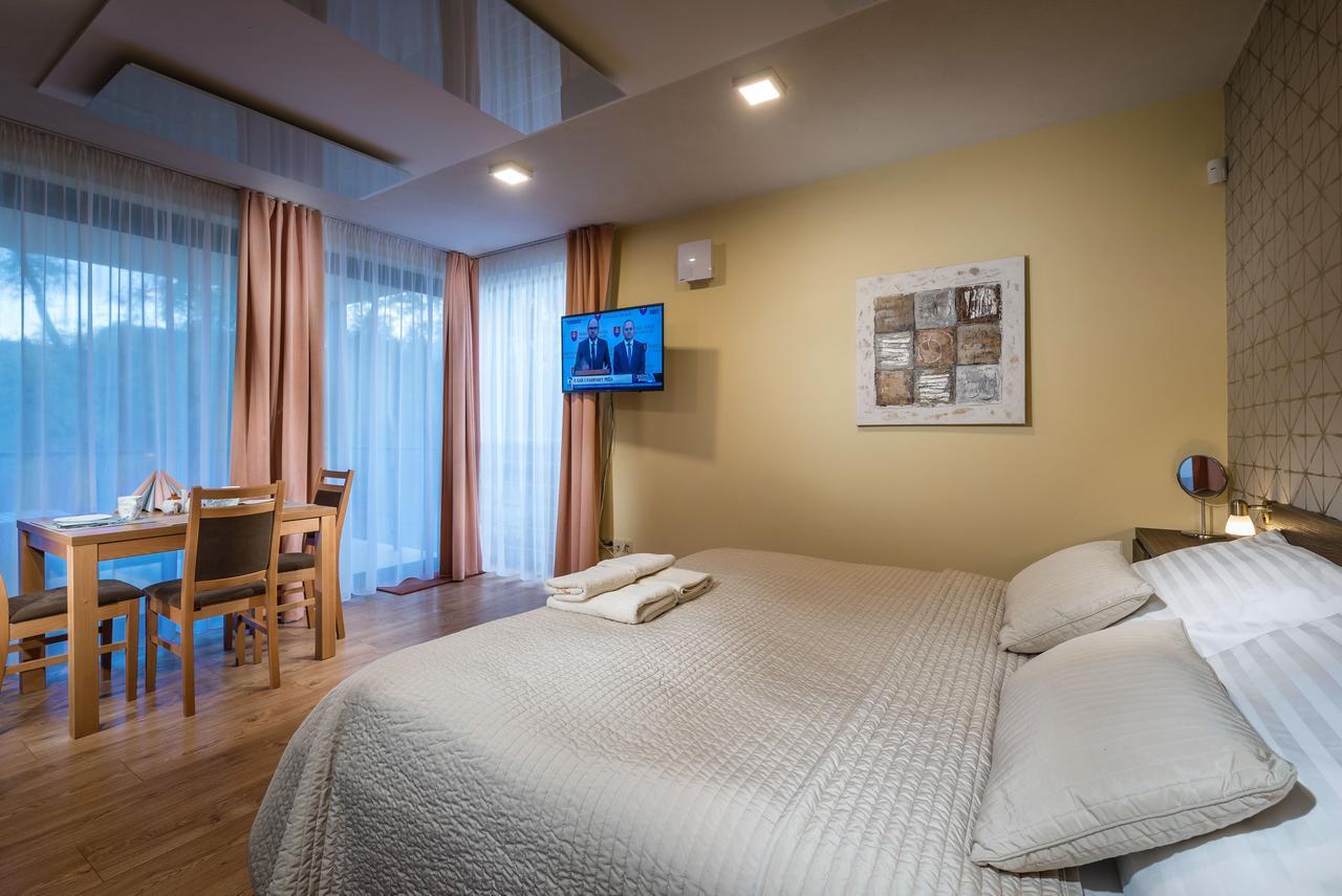 Apartmanovy Dom Krivan Besenova Luaran gambar