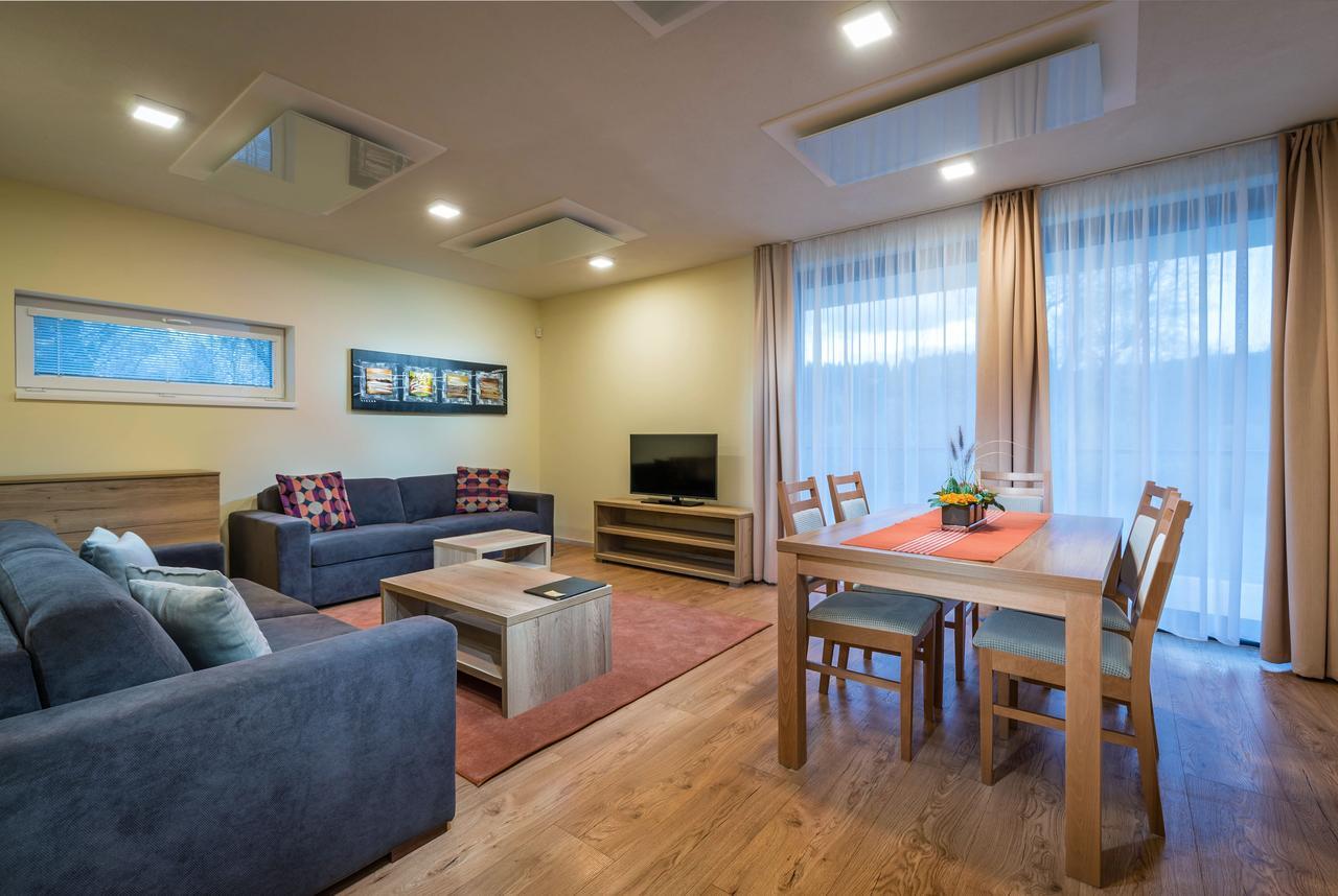 Apartmanovy Dom Krivan Besenova Luaran gambar